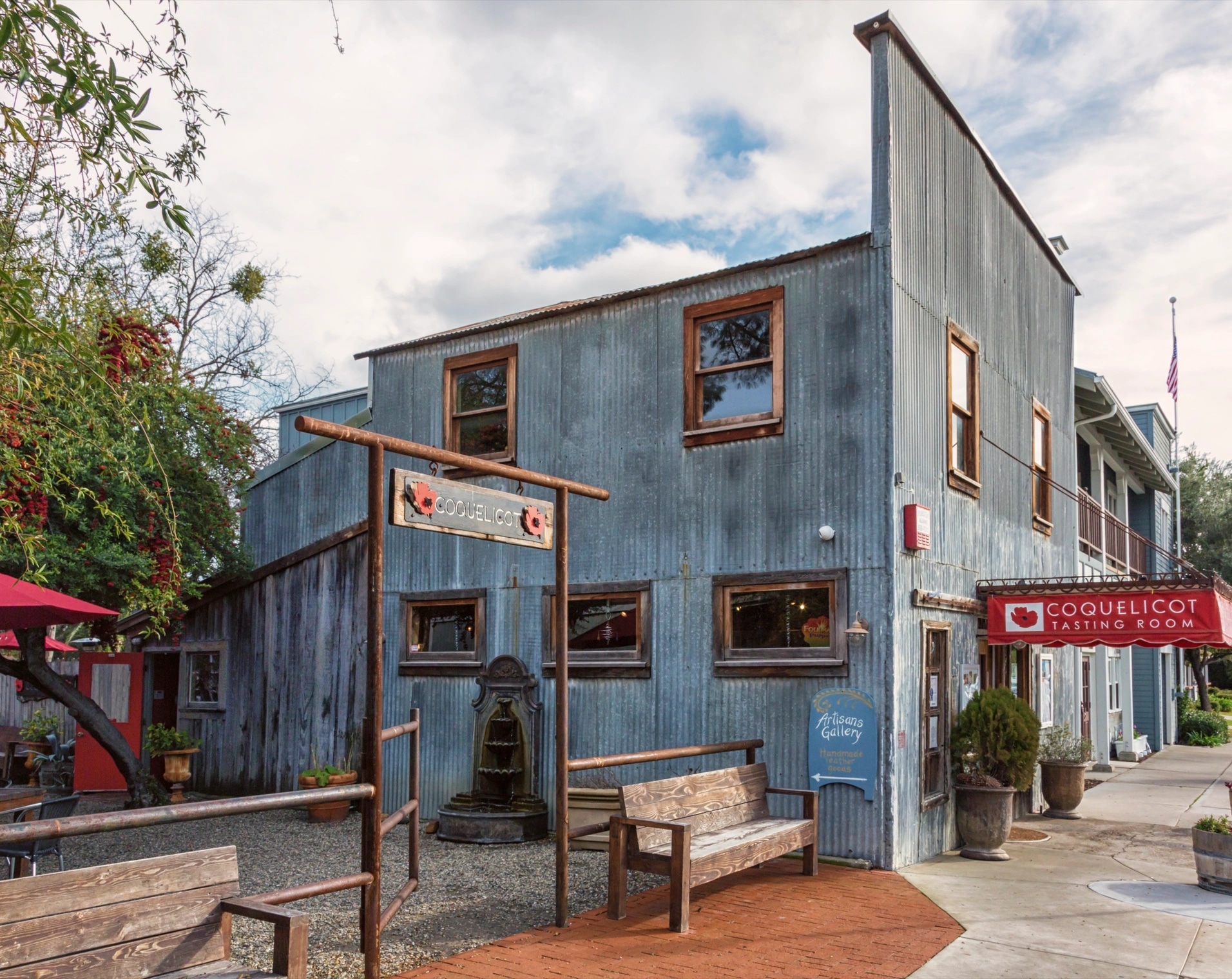 Coquelicot tasting room on Grand Avenue
